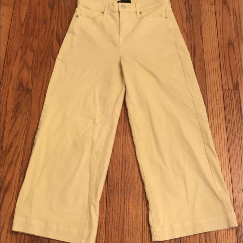 Wide leg Yellow Pants